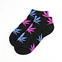Rétro chaussettes de coton de feuille d'érable de planche à roulettes de 4pairs hommes (couleur aléatoire de colocalisation)
