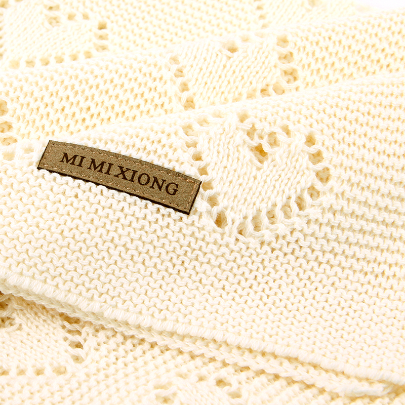 Breathable Hollow out Heart Knitted Blanket