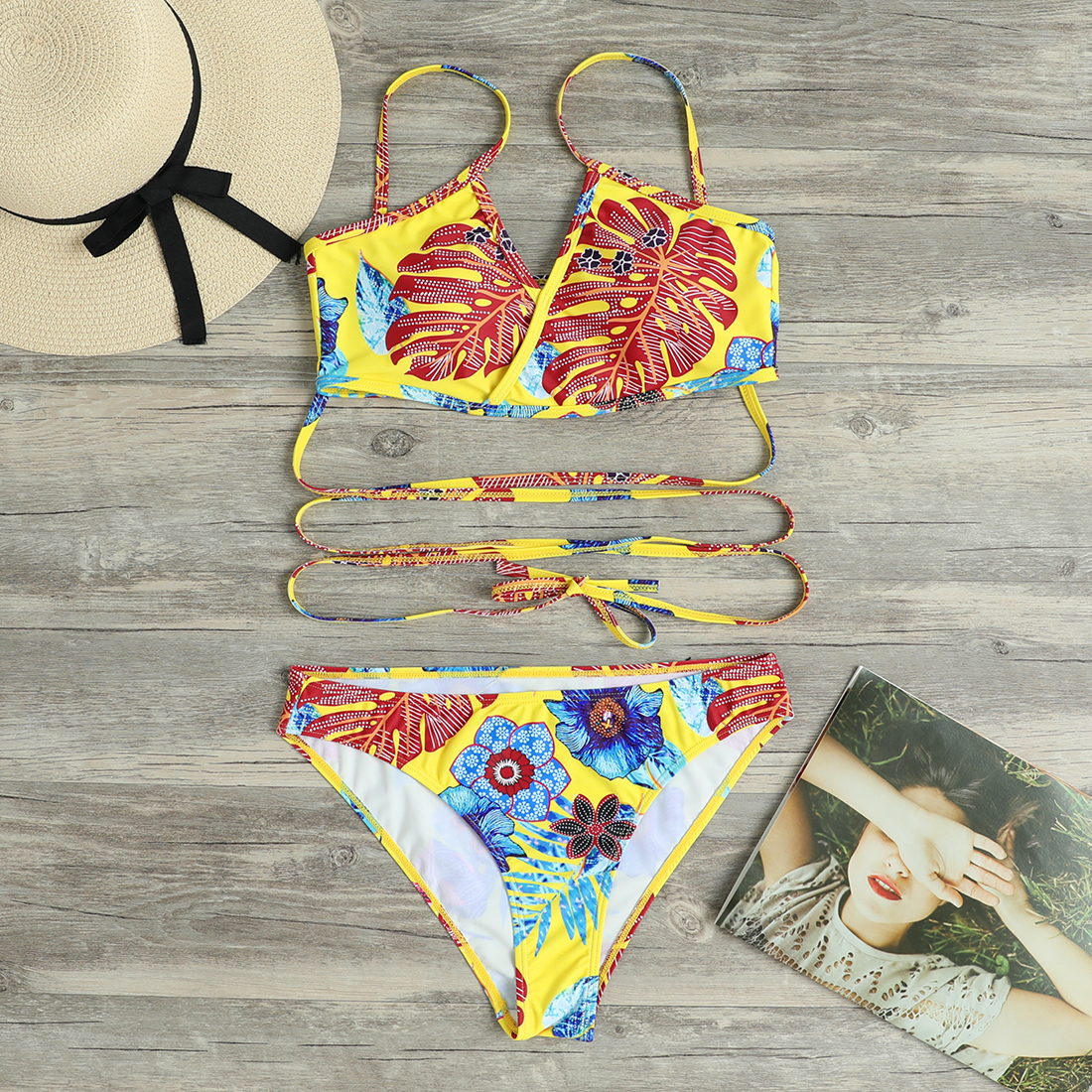 2-piece Yellow Lace-up Swimsuit