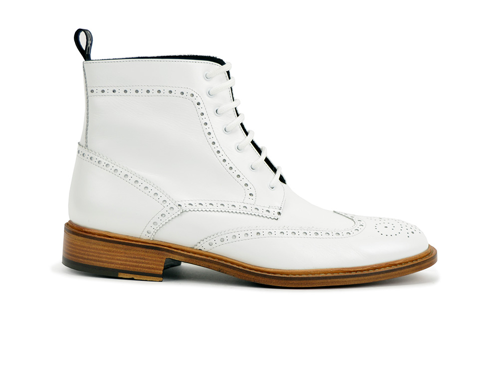 colombo - Ankle wing brogue boot in white leather